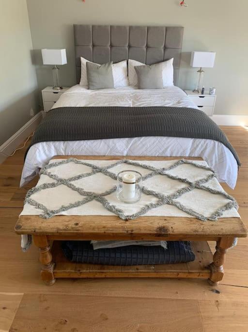 Lymingtonbnb Apartment *