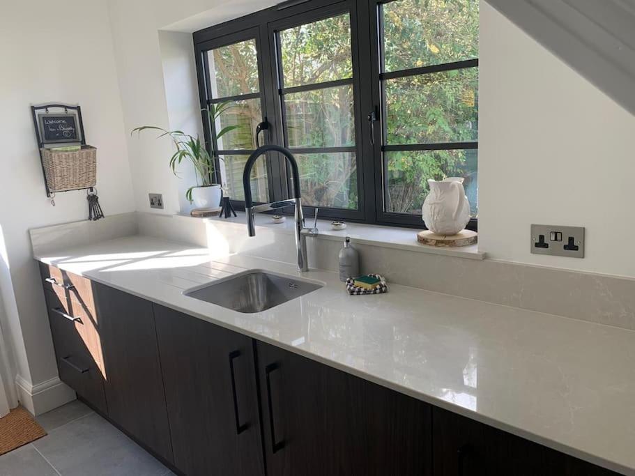 Lymingtonbnb Apartment Lymington